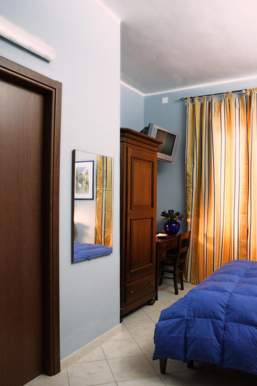 Hotel Piro Torrenova  Room photo